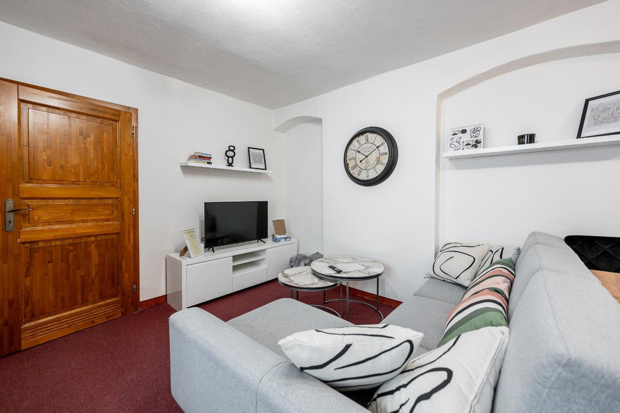 K1 Piatok Sobota Disco Cez Tyzden Tichy Apartman Kosice Exterior photo